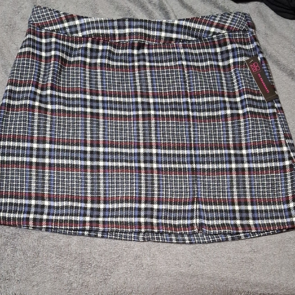 No Boundaries Black and White Mini Skirt Casual